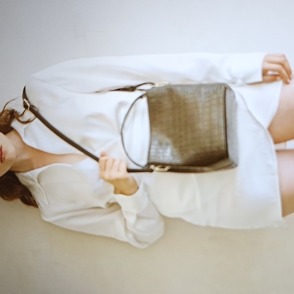 NWT Elena AOTA Black Bag W/ Small Wristlet Wallet - Picture 3 of 16